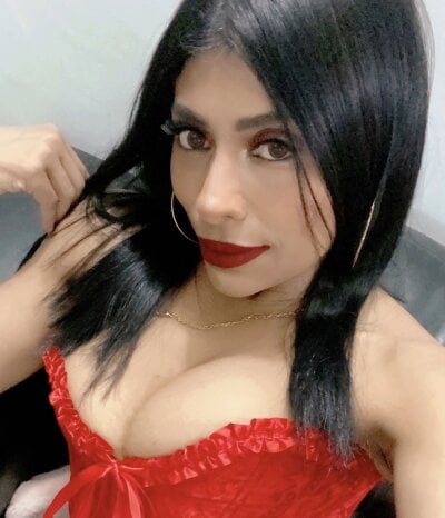 Live Cam Sex with Canela_10 on 1 On 1 Cam 