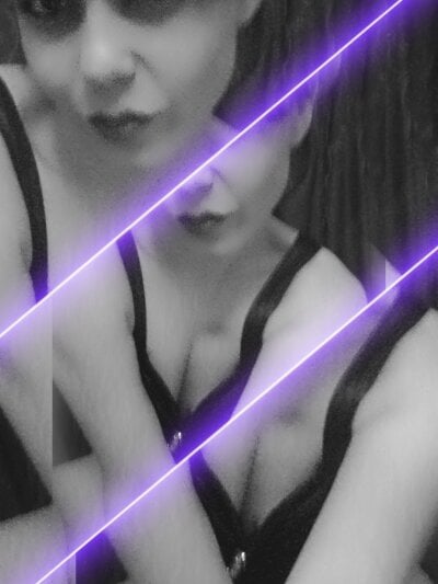 Wild_energy Female Striptease Live Webcam Strip