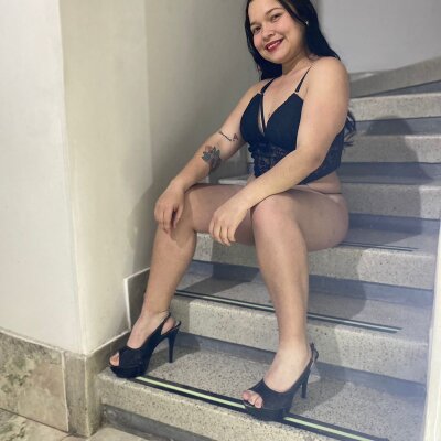 sashaa202cl from stripchat