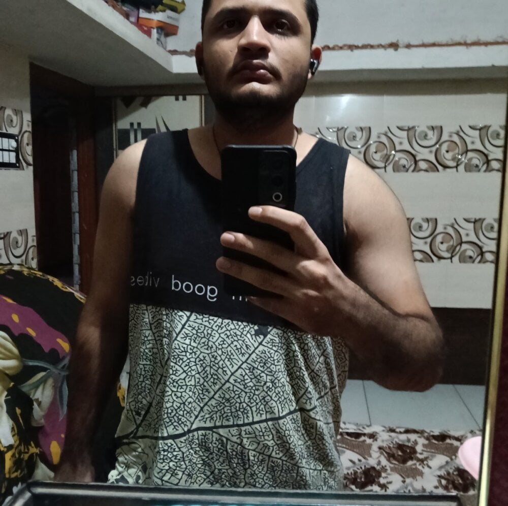 Naresh00766 Offline XXX-Chat