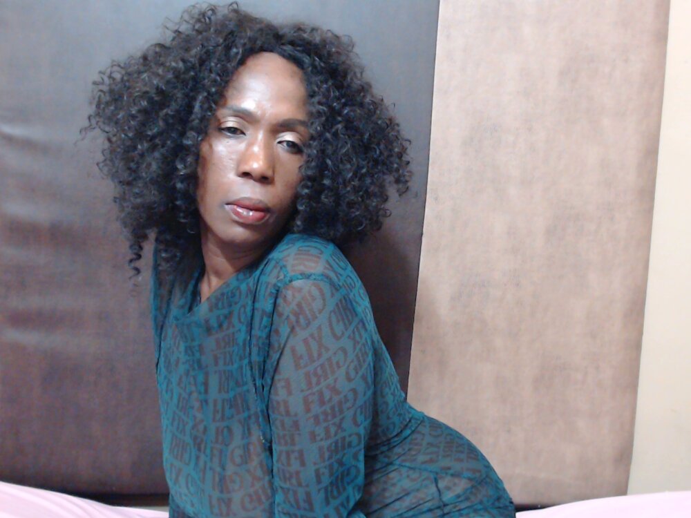 afrogodess19 🤰 live chat