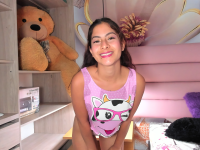 Beccaa_Worldd's Offline Chat Room