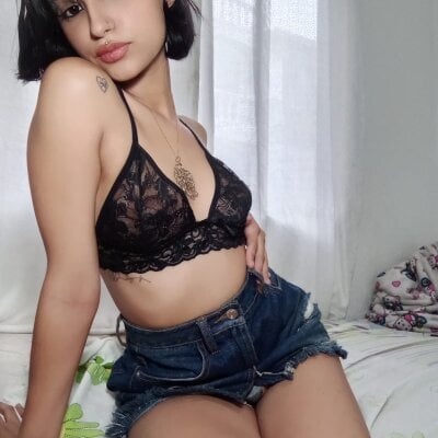 Nicole_grace0 Female Brunette Free Cam Sex