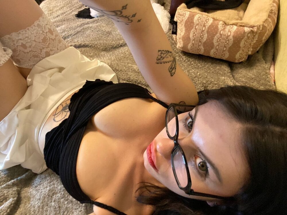Lisa_Lower profile