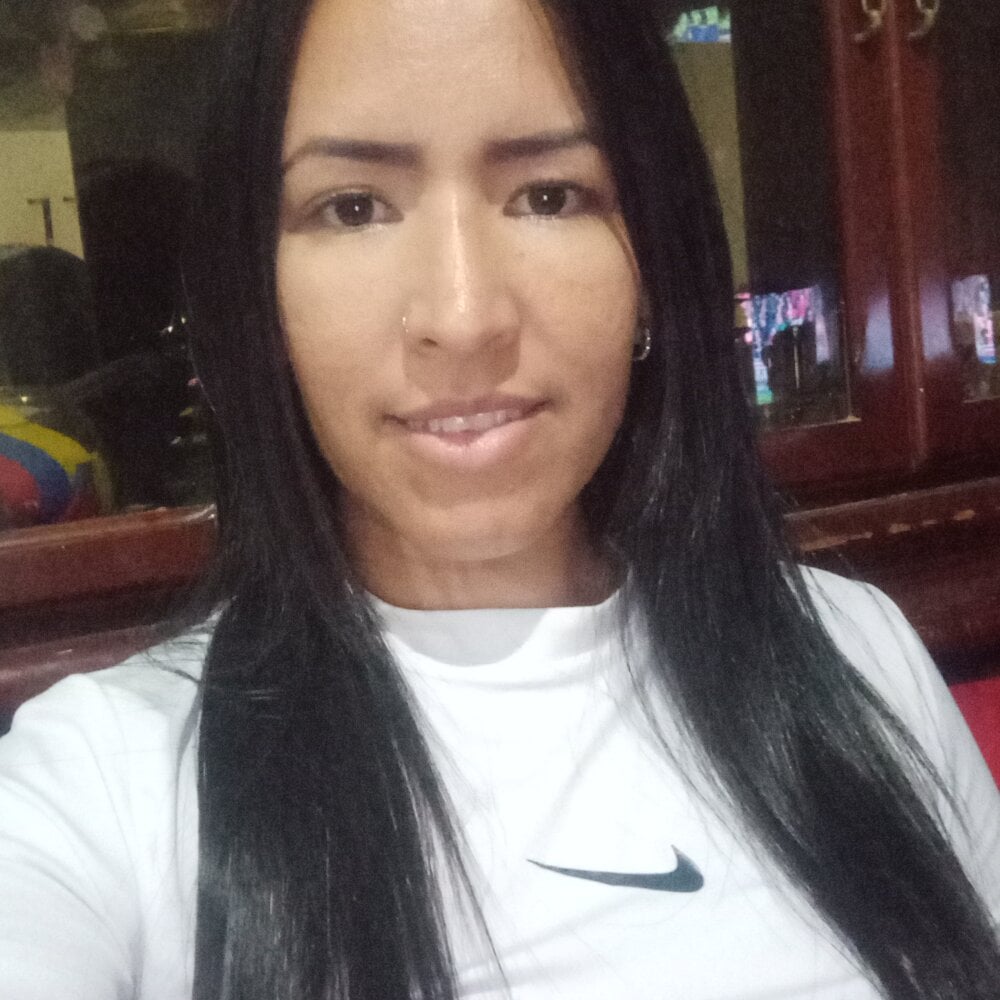 stripchat rosita-bella webcam profile pic via sexlivecamsites.com