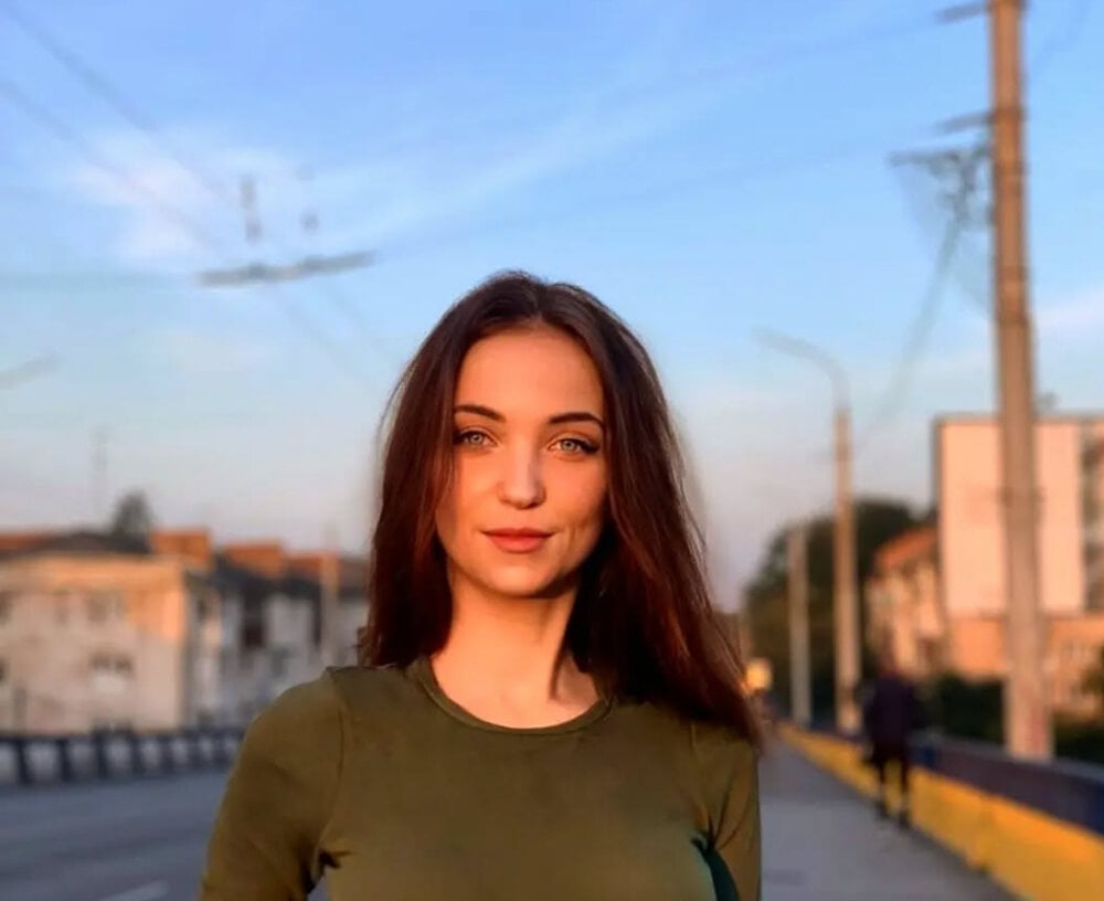 EllaSteele
