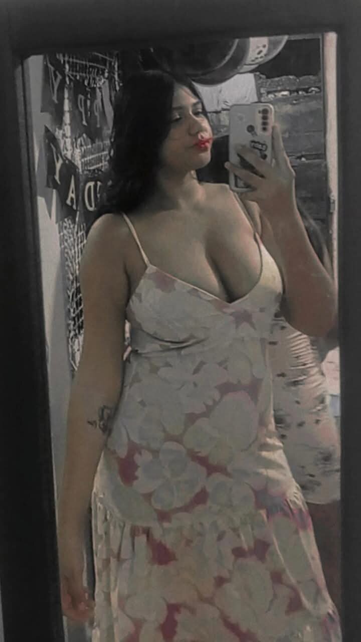 Busty_melanie