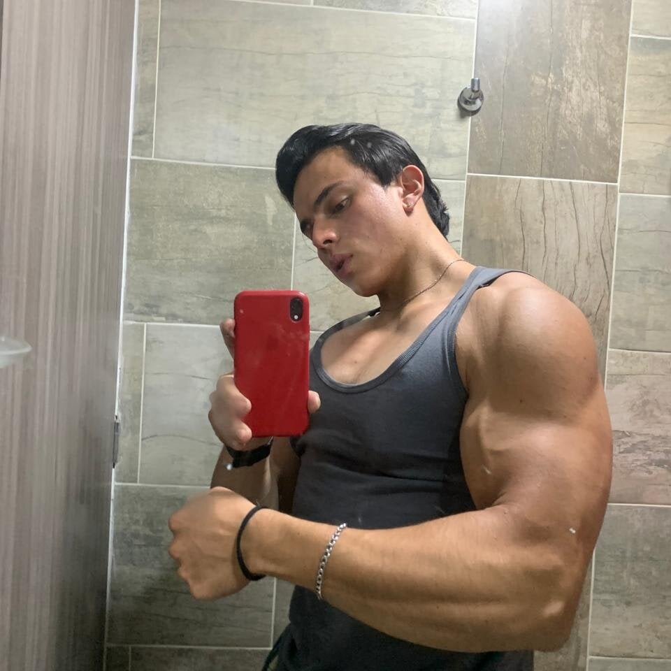 jhonsky_ from stripchat