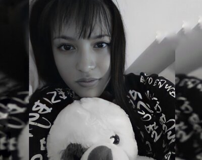 MyaFriend 🗽 naked cam chat
