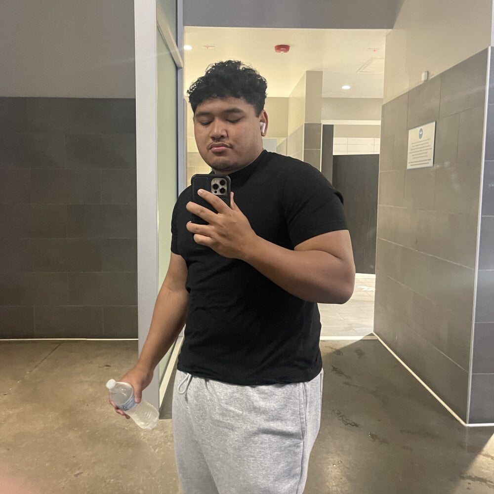 LittleMaui21 profile