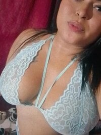 Playroom_Tits's webcam live show