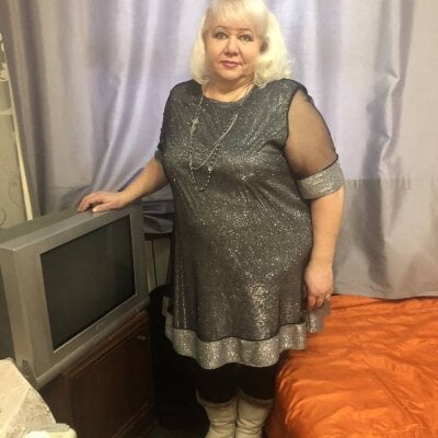 Mia_Magi