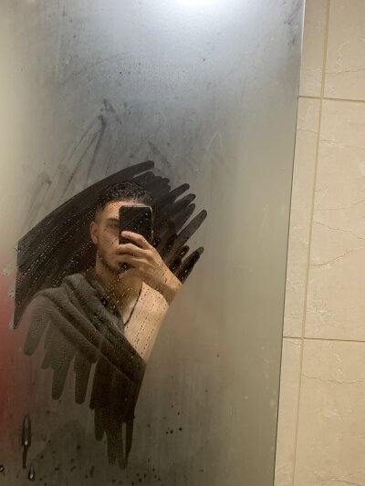 eithann14 from stripchat