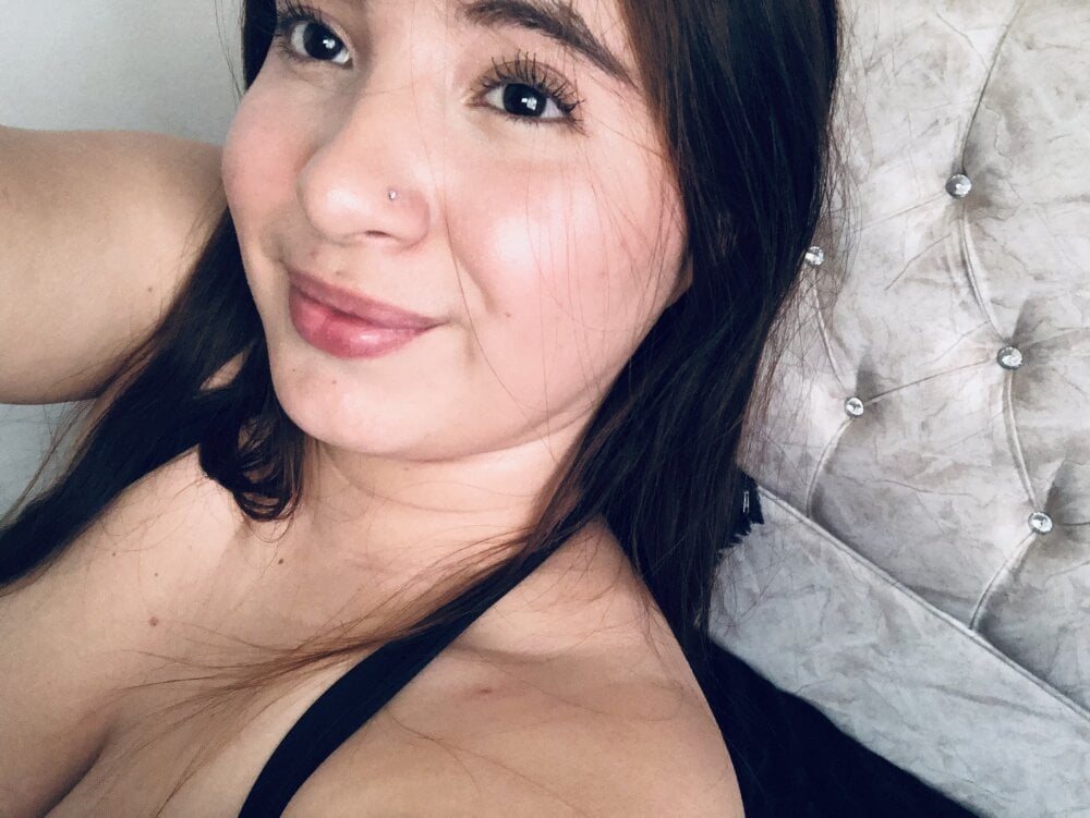 paris_hot_ from stripchat