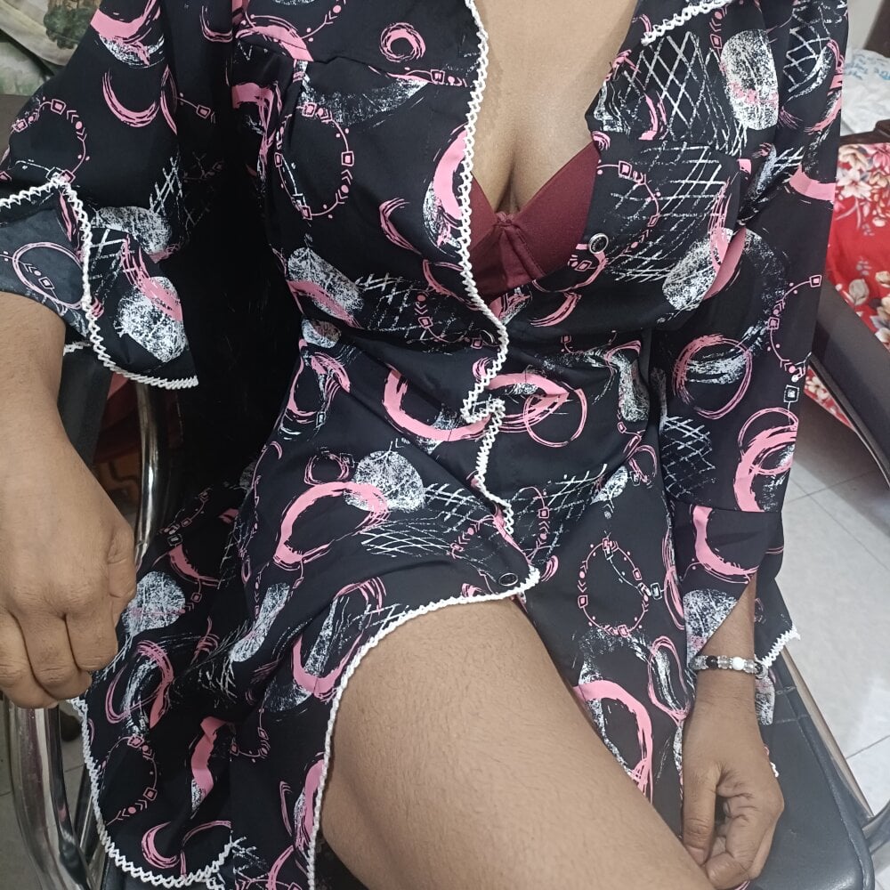 SexyMihika's Offline XXX Chat