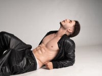 Latino_stud4u's webcam live show