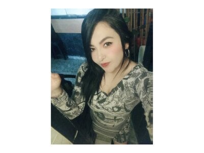 Zoe_violet1