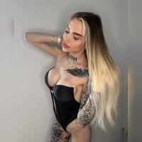 mc-Olivia
