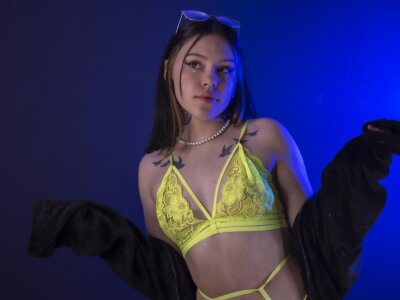 Jas_miin live on StripChat