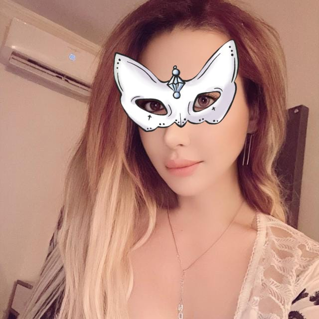 Live sex webcam photo for Sweet_Elena #290068018