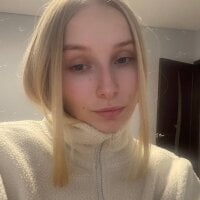 AlanaGerald's Offline Chat Room