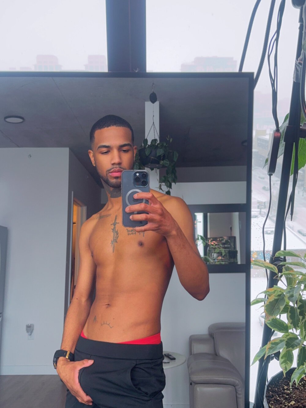 luxvibes from stripchat