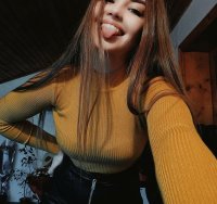 Elaiine's Offline XXX Chat