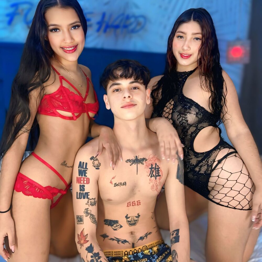 Golden_Trio's most recent online preview