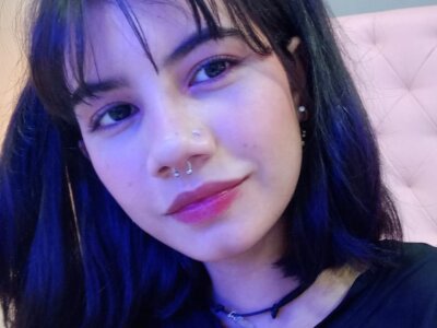 agatha_kayle01 ⬅ webcam