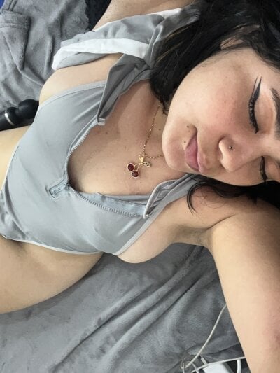 Pretty_angela1