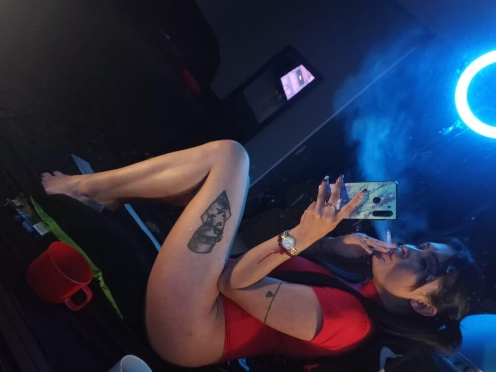 sexcityguide.com sashapeterx livesex profile in where-dreams-lead cams