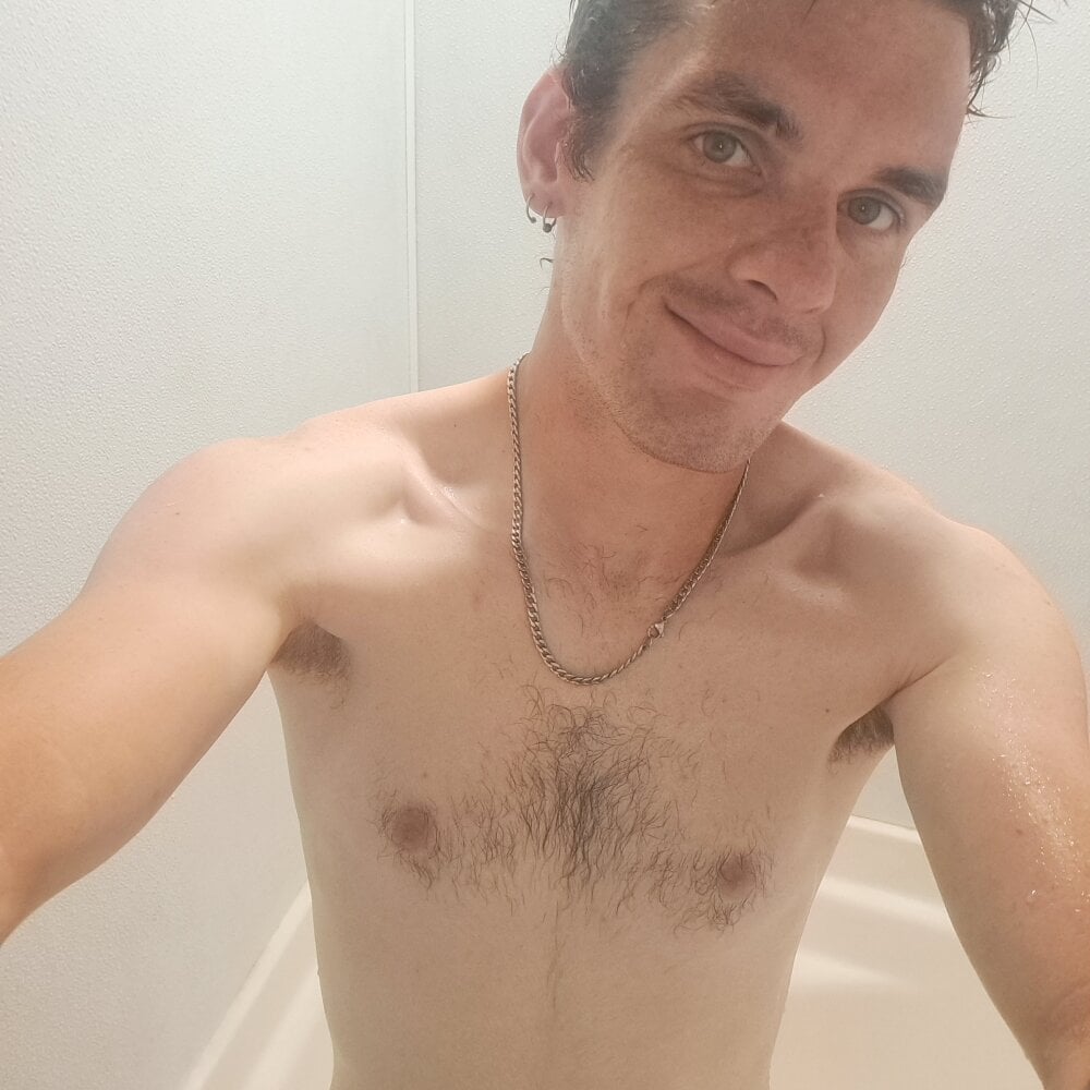 countrykid28 from stripchat