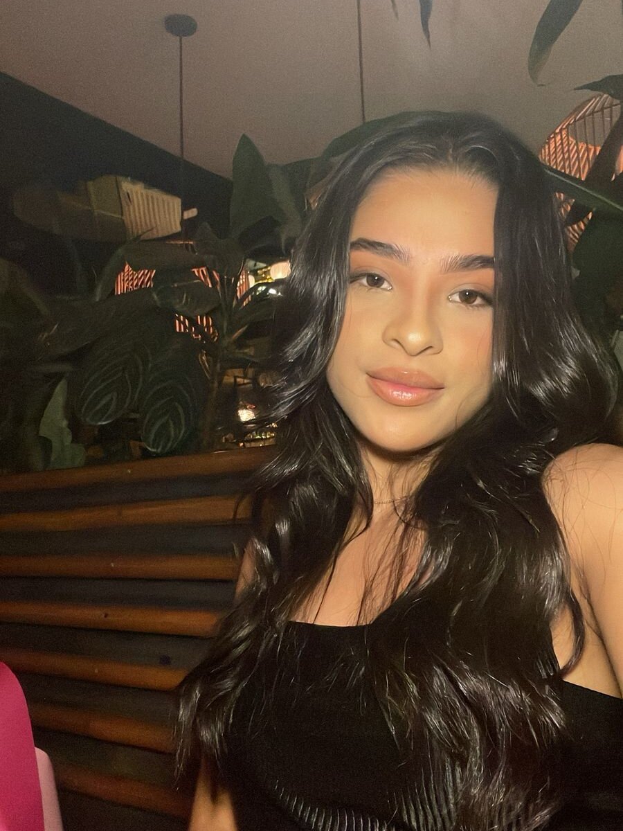 elivecams.com iKarly livesex profile in bisexual cams