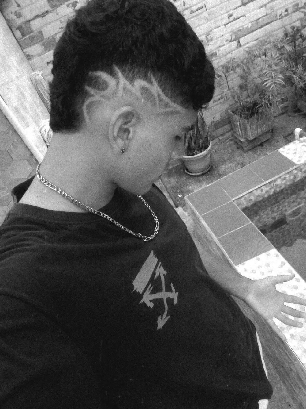 mora250's Offline XXX Chat