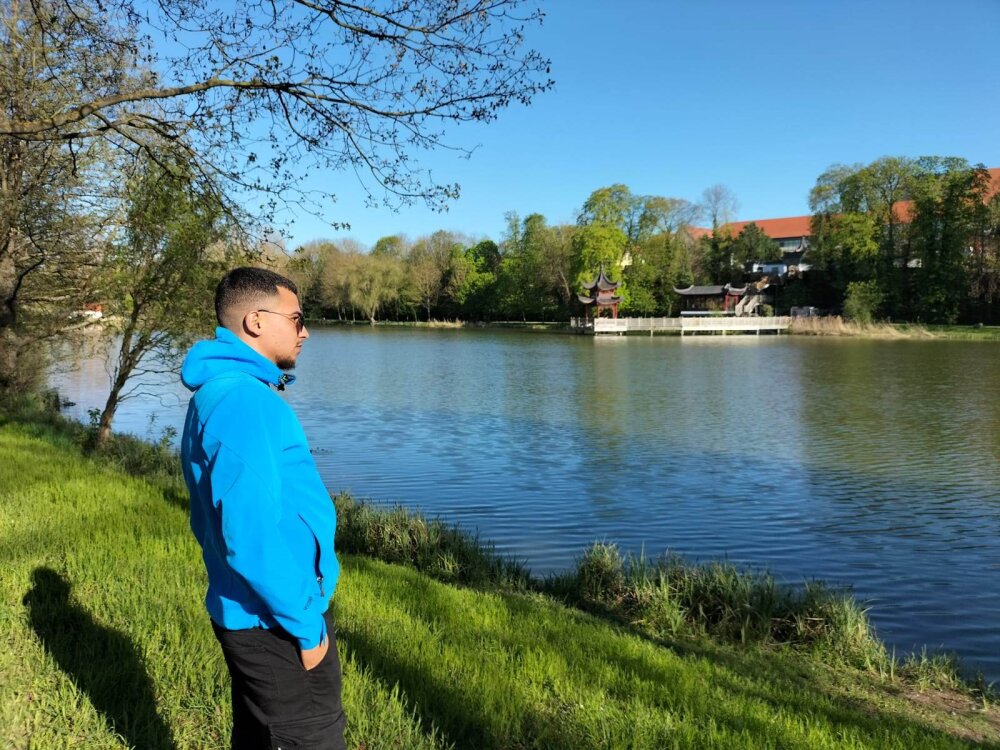 elnini1983's Offline XXX Chat