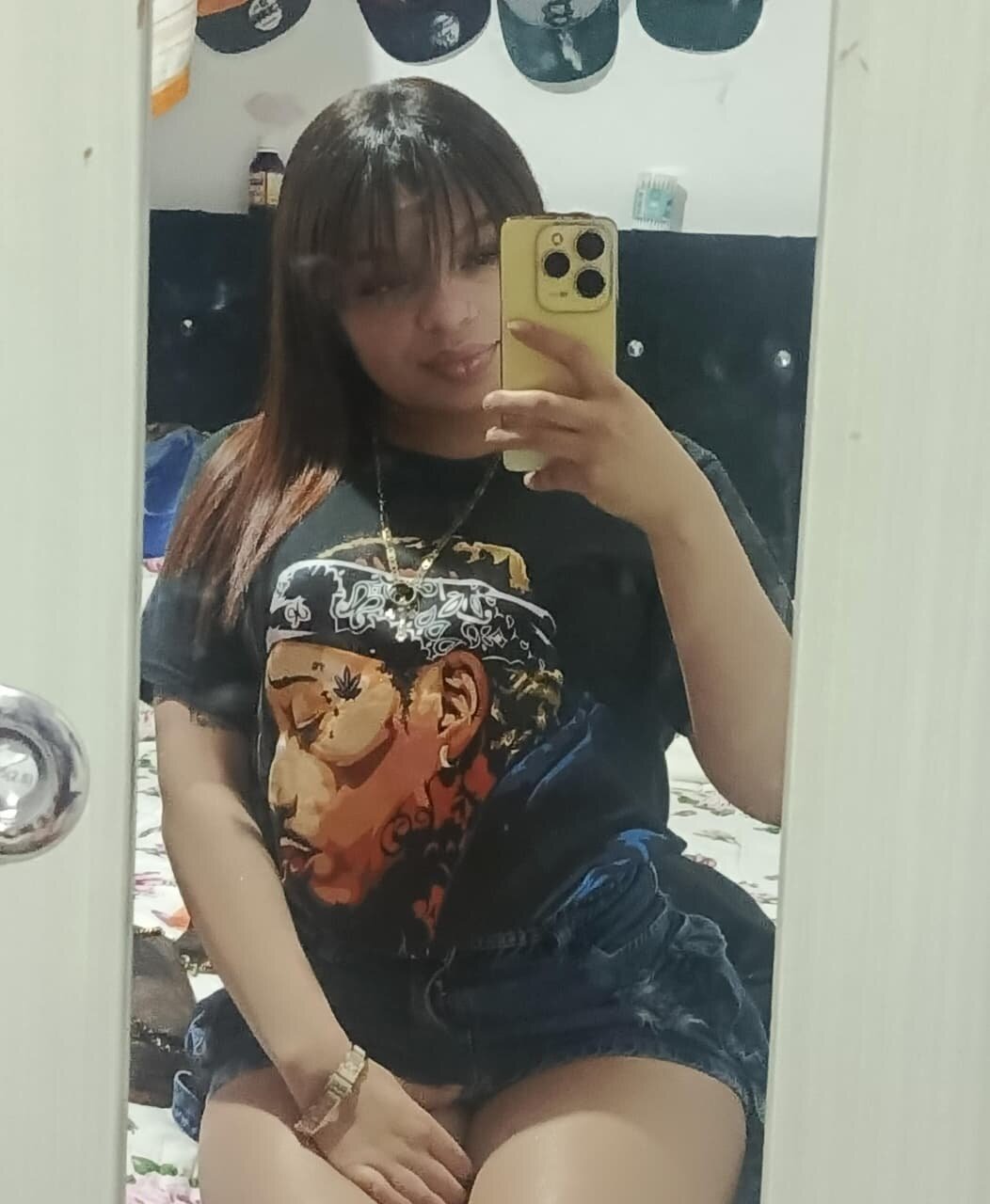 Mia__Hallys