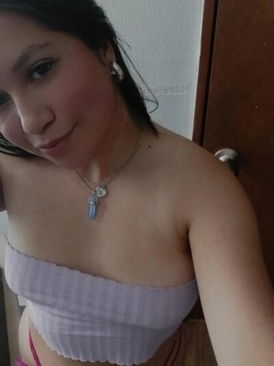 emmilycooper99 Avatar