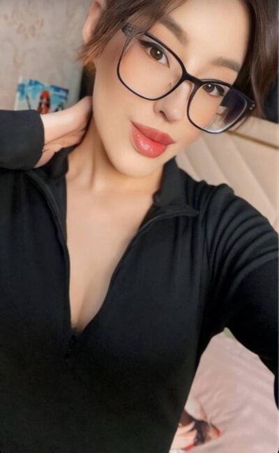 elivecams.com Lea25lea livesex profile in ethnicityasian cams