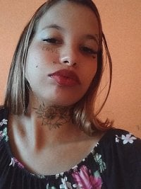 vickdesiree's Offline Chat Room