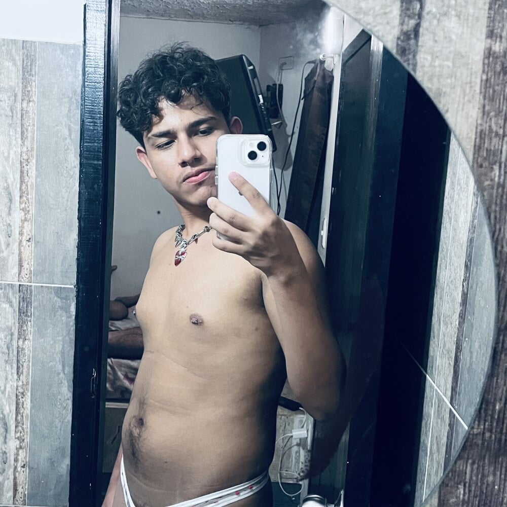 neit04 from stripchat