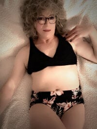 Mysterious_72's webcam live show