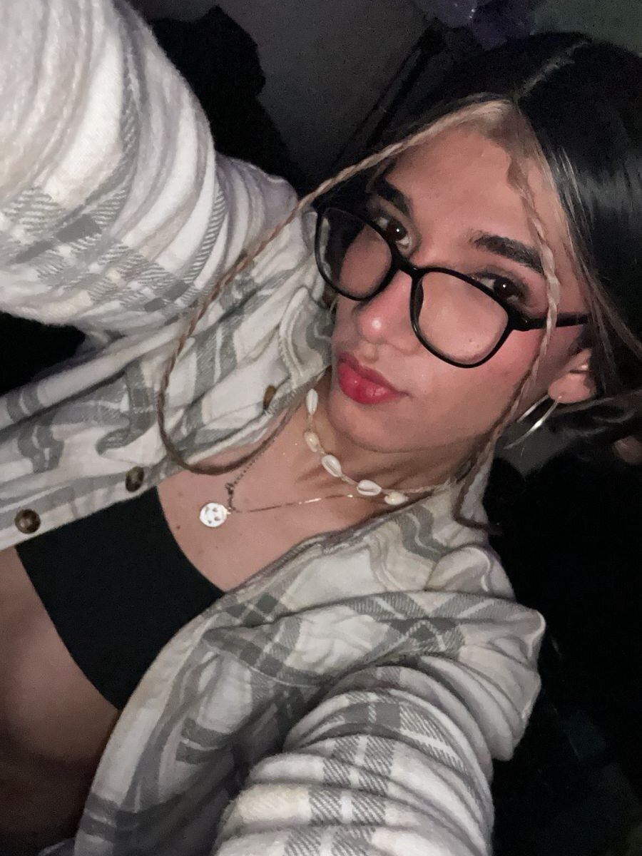 samy_johnson1 from stripchat