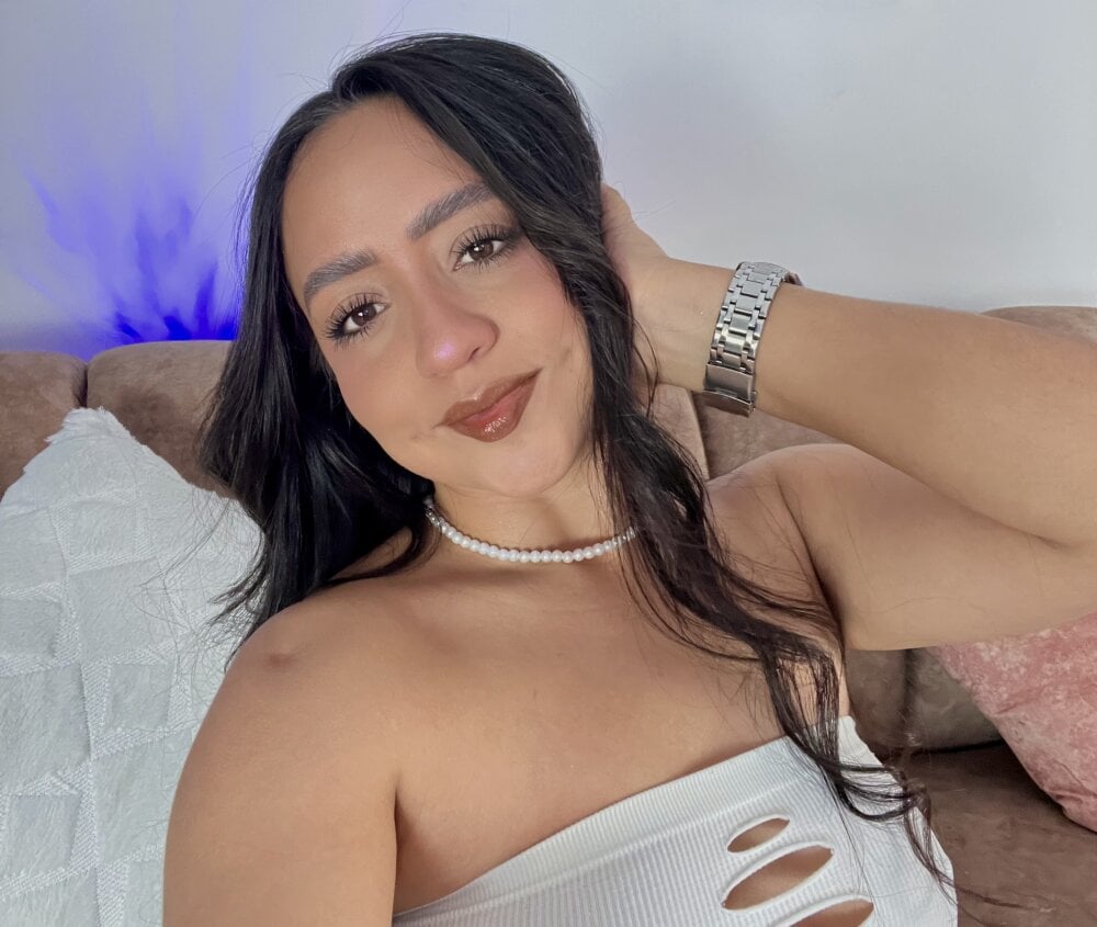 Tammy_23_ Chat XXX offline