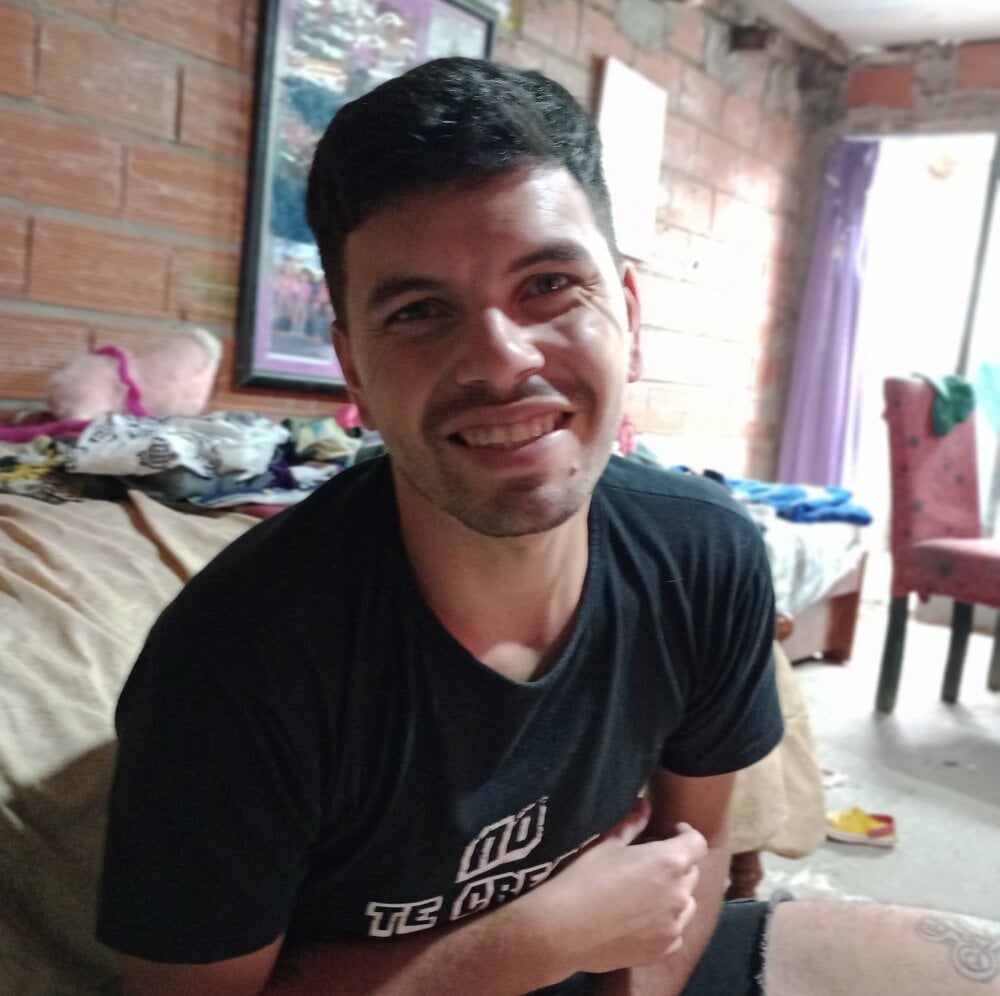 chicolatino332