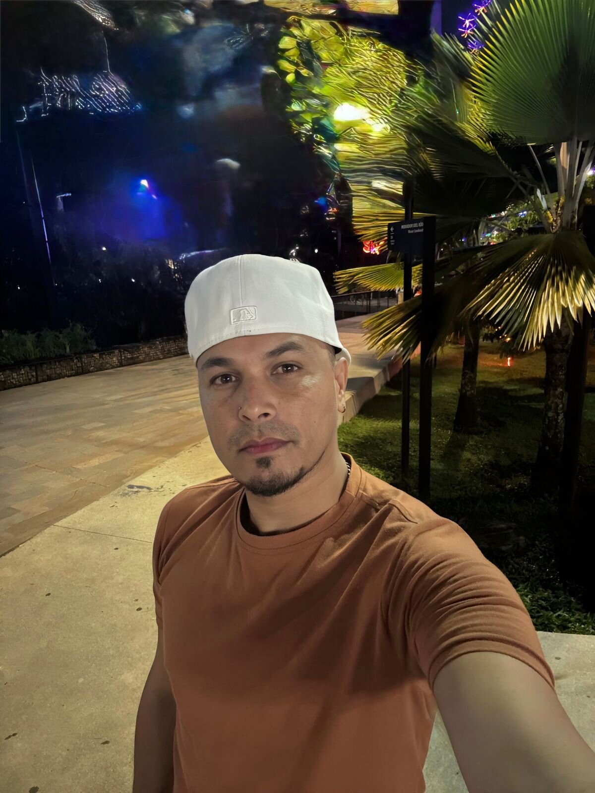 Hotlatinboy_20