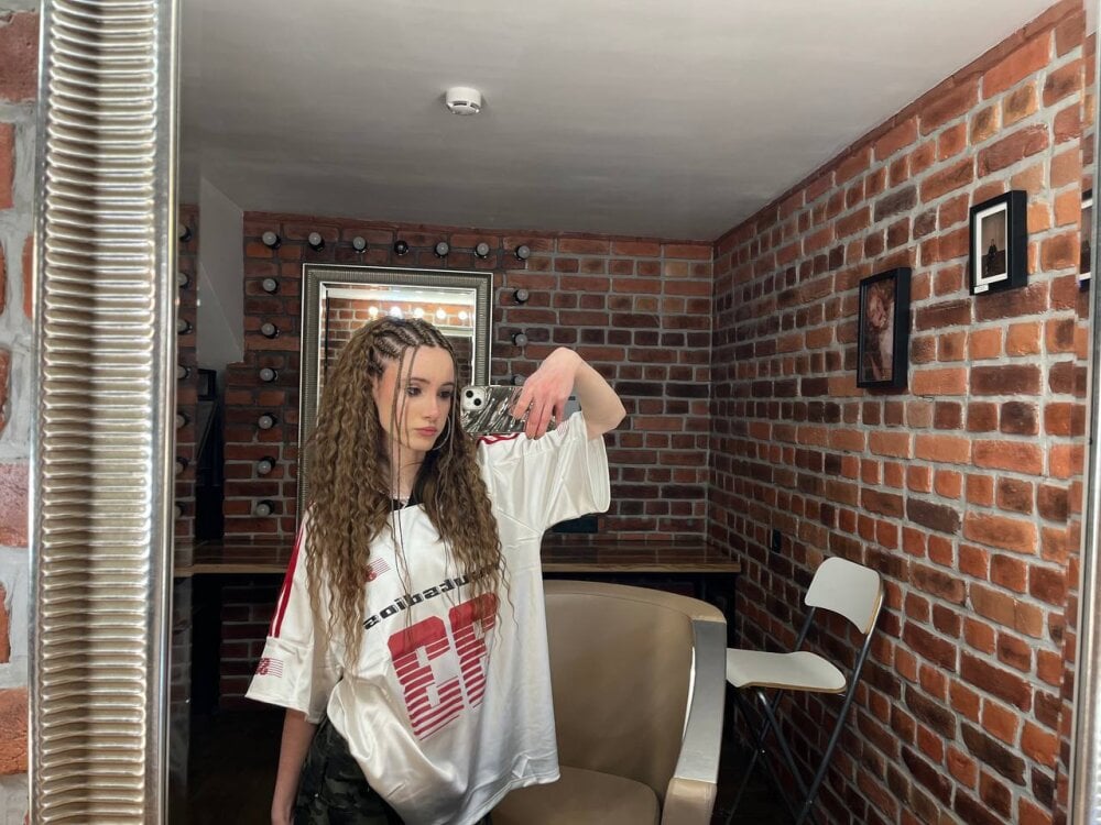 onaircams.com eleanorleick livesex profile in eeurope cams