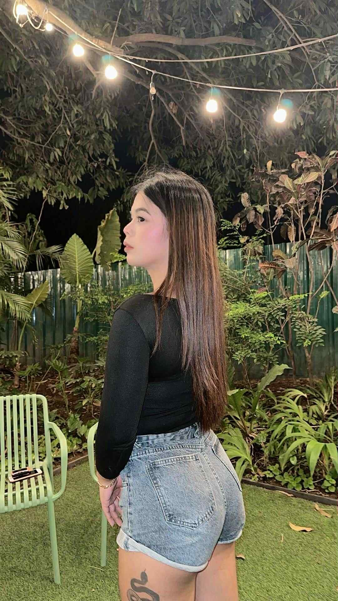 Trixie_Moore