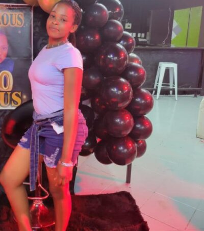 chelseacharms from stripchat