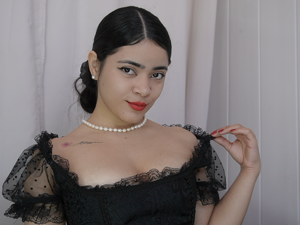 myliveeroticcams.com ambersweet0133 livesex profile in black-hair cams