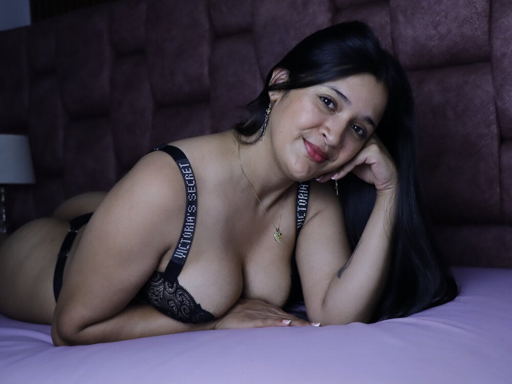 6livesex.com kendall_lane livesex profile in latino cams